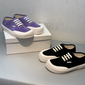 2025 New leather shoes round toe low shoes