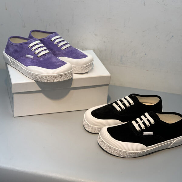 2025 New leather shoes round toe low shoes