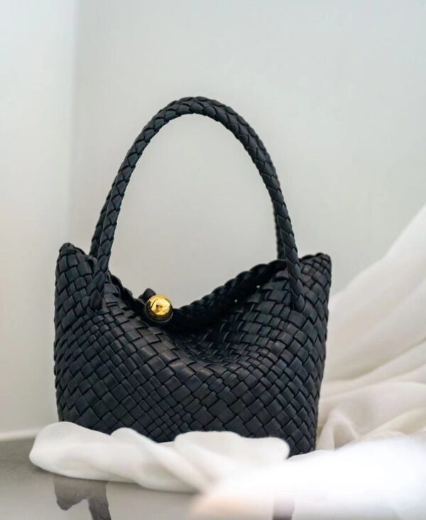 New high quality pure hand-woven handbag fashionable versatile large capacity sheepskin leather women's bags - Image 2